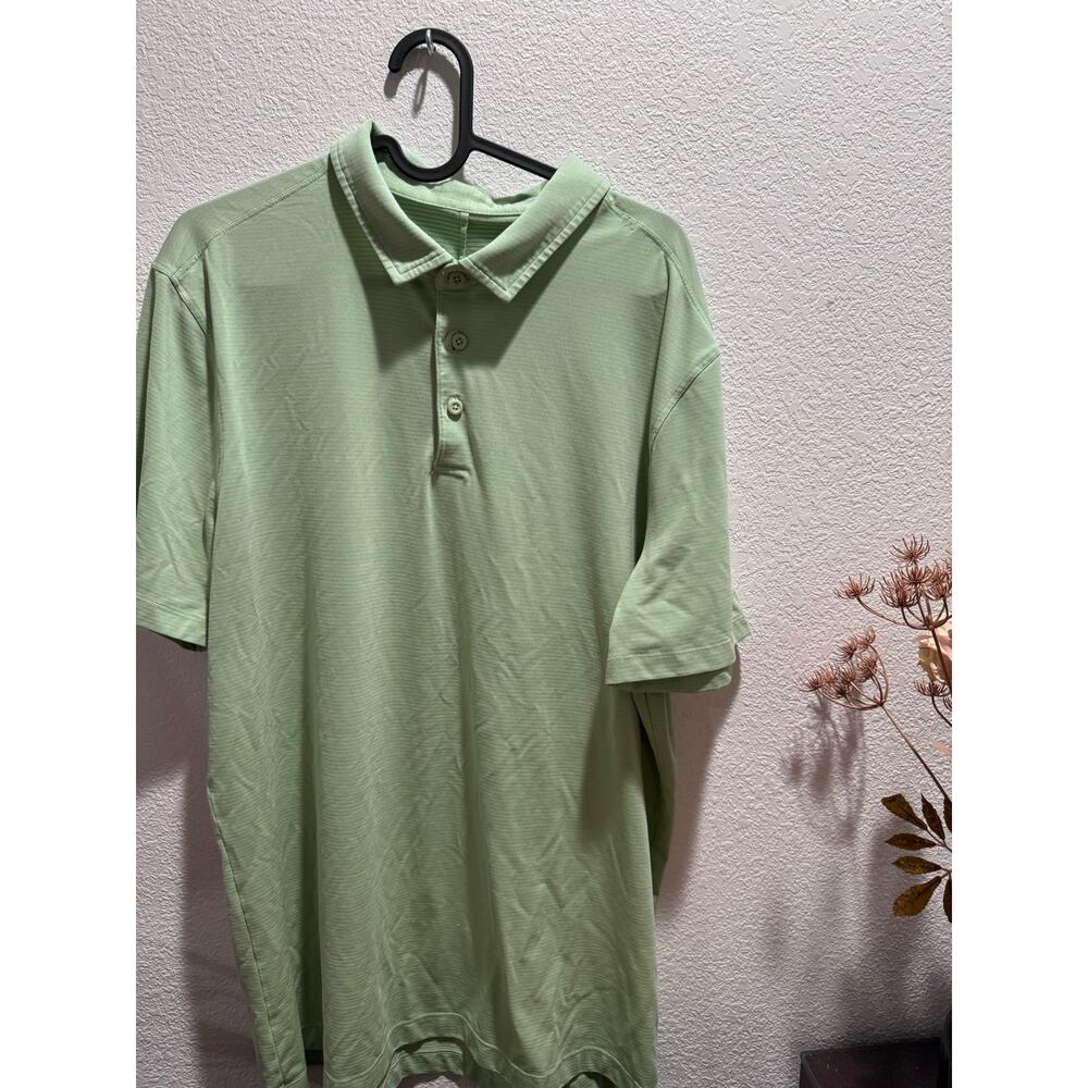 Lululemon Men light green polo‎ shirts